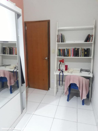 Imagem Casa com 3 Quartos à Venda, 110 m² em Ramos - Rio De Janeiro Imagem Casa com 3 Quartos à Venda, 110 m² em Ramos - Rio De Janeiro