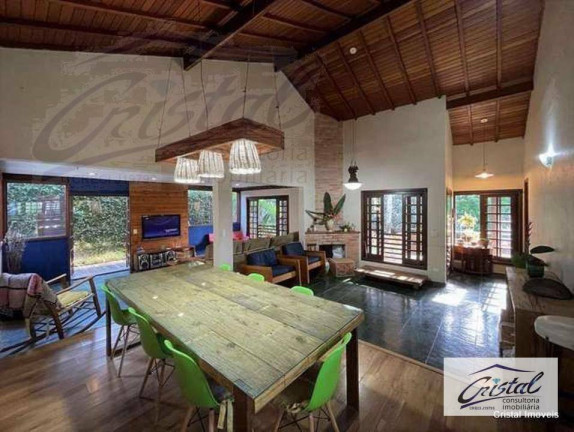 Imagem Casa com 4 Quartos à Venda, 220 m² em Granja Viana - Carapicuíba Imagem Casa com 4 Quartos à Venda, 220 m² em Granja Viana - Carapicuíba