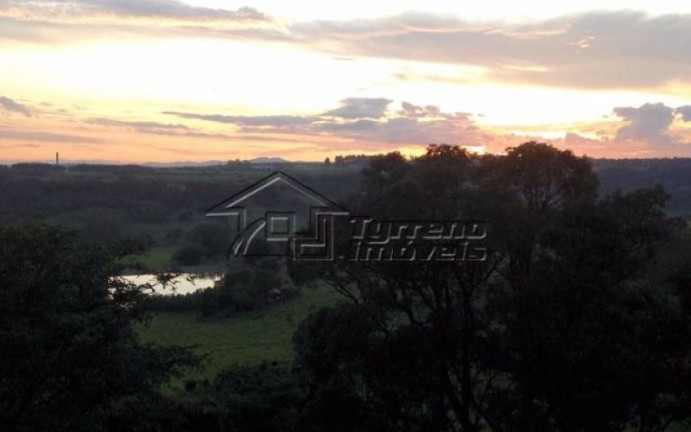 Imagem Casa com 5 Quartos à Venda, 300 m² em Bosque Dos Eucaliptos - São José Dos Campos Imagem Casa com 5 Quartos à Venda, 300 m² em Bosque Dos Eucaliptos - São José Dos Campos