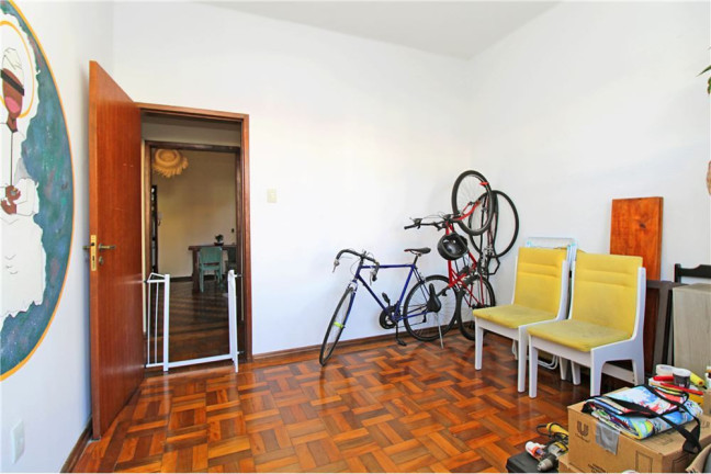 Imagem Imóvel com 2 Quartos à Venda, em Santana - Porto Alegre Imagem Imóvel com 2 Quartos à Venda, em Santana - Porto Alegre