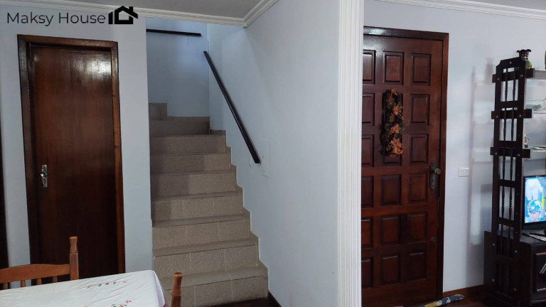 Imagem Casa com 4 Quartos à Venda, em Boqueirão - Curitiba Imagem Casa com 4 Quartos à Venda, em Boqueirão - Curitiba