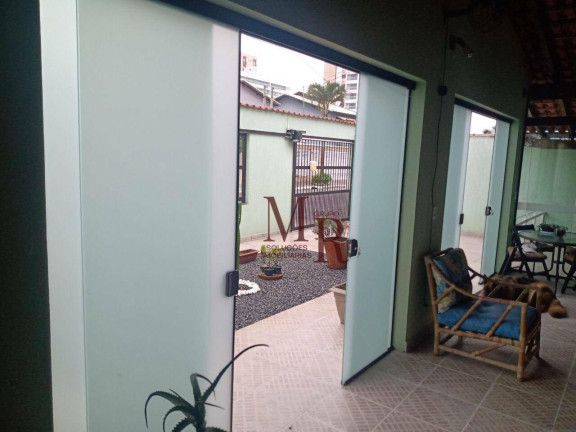 Imagem Casa com 4 Quartos à Venda, 400 m² em Balneário Flórida - Praia Grande Imagem Casa com 4 Quartos à Venda, 400 m² em Balneário Flórida - Praia Grande