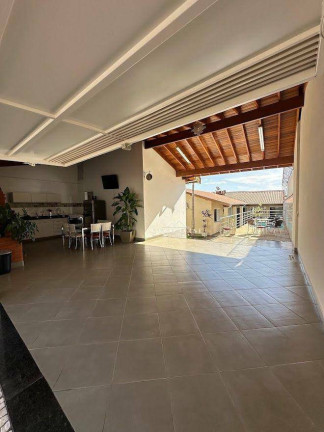 Imagem Casa com 3 Quartos à Venda, 192 m² em Nova Piracicaba - Piracicaba Imagem Casa com 3 Quartos à Venda, 192 m² em Nova Piracicaba - Piracicaba