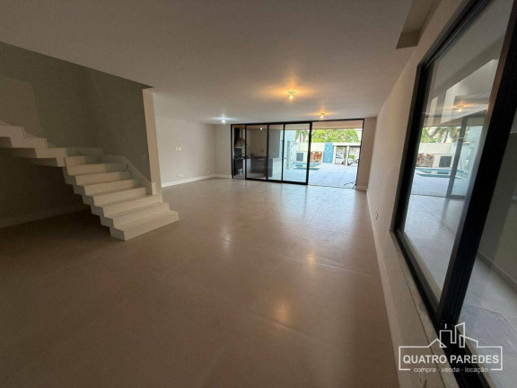 Imagem Casa com 5 Quartos à Venda, 341 m² em Barra Da Tijuca - Rio De Janeiro Imagem Casa com 5 Quartos à Venda, 341 m² em Barra Da Tijuca - Rio De Janeiro