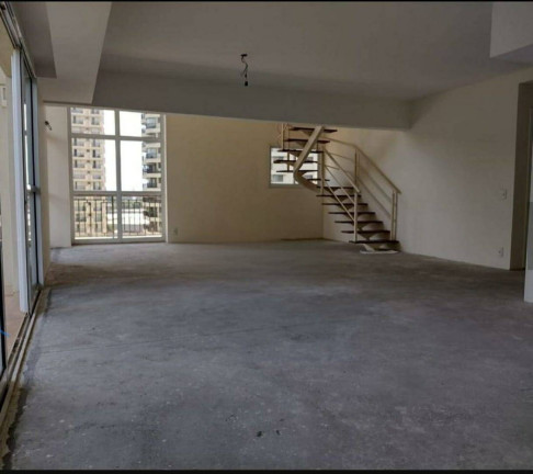 Imagem Apartamento com 3 Quartos à Venda, 220 m² em Alphaville - Barueri