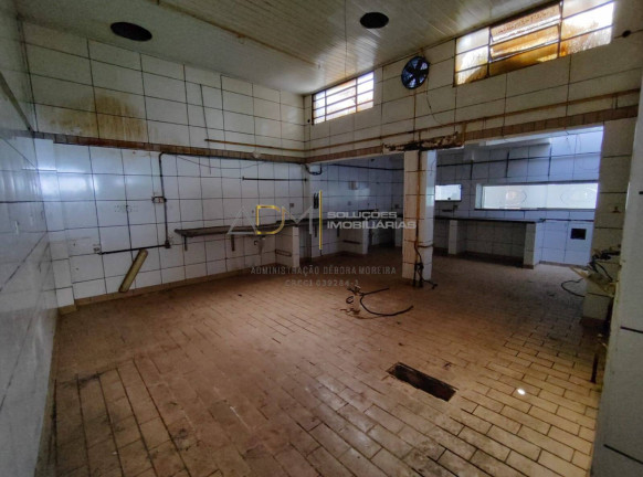 Imagem Sala Comercial à Venda, 650 m² em Vila São Lúcio - Botucatu Imagem Sala Comercial à Venda, 650 m² em Vila São Lúcio - Botucatu