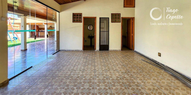 Imagem Casa com 4 Quartos à Venda, 579 m² em Jardim Tereza Cristina - Jundiaí Imagem Casa com 4 Quartos à Venda, 579 m² em Jardim Tereza Cristina - Jundiaí