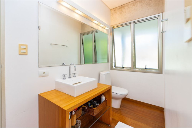 Imagem Casa com 4 Quartos à Venda,  em Granja Julieta - São Paulo