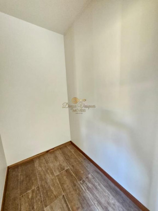 Imagem Casa com 3 Quartos à Venda, 300 m² em Vargem Grande - Teresópolis Imagem Casa com 3 Quartos à Venda, 300 m² em Vargem Grande - Teresópolis