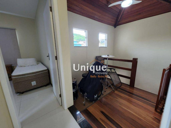 Imagem Casa com 3 Quartos à Venda, 109 m² em São José - Armação Dos Búzios Imagem Casa com 3 Quartos à Venda, 109 m² em São José - Armação Dos Búzios