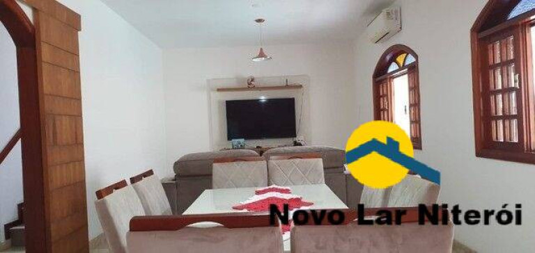 Imagem Casa com 4 Quartos à Venda, 205 m² em Itaipu - Niterói Imagem Casa com 4 Quartos à Venda, 205 m² em Itaipu - Niterói