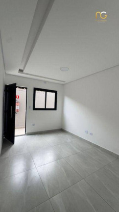 Imagem Casa com 2 Quartos à Venda, 51 m² em Balneário Pires - Praia Grande Imagem Casa com 2 Quartos à Venda, 51 m² em Balneário Pires - Praia Grande