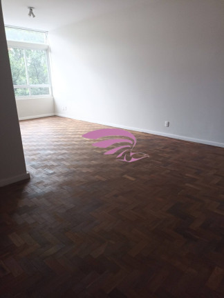 Imagem Imóvel com 3 Quartos à Venda, 144 m² em Centro - Curitiba Imagem Imóvel com 3 Quartos à Venda, 144 m² em Centro - Curitiba