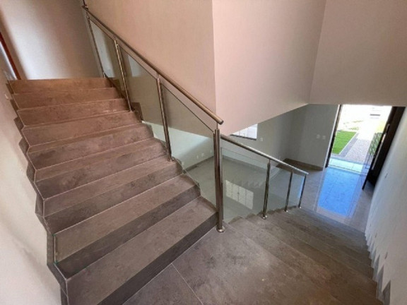 Imagem Sobrado com 4 Quartos à Venda, em Plano Diretor Sul - Palmas Imagem Sobrado com 4 Quartos à Venda, em Plano Diretor Sul - Palmas