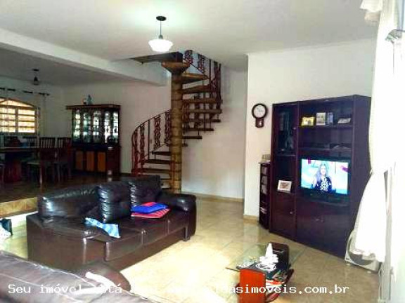 Casa com 3 Quartos à Venda, 212 m² em Jardim Santa Cruz (campo Grande) - São Paulo