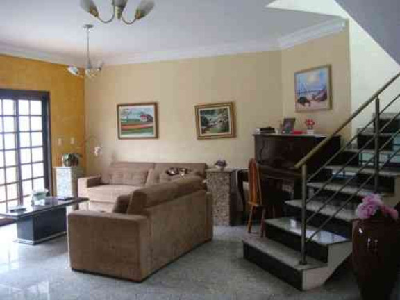 Imagem Casa com 3 Quartos à Venda, 360 m² em Aruã - Eco Park - Mogi Das Cruzes Imagem Casa com 3 Quartos à Venda, 360 m² em Aruã - Eco Park - Mogi Das Cruzes