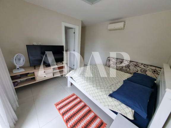 Imagem Casa com 4 Quartos à Venda, 430 m² em Vargem Pequena - Rio De Janeiro