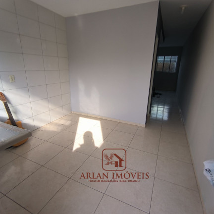 Imagem Casa com 2 Quartos à Venda, 65 m² em Parque Montreal - Franco Da Rocha Imagem Casa com 2 Quartos à Venda, 65 m² em Parque Montreal - Franco Da Rocha