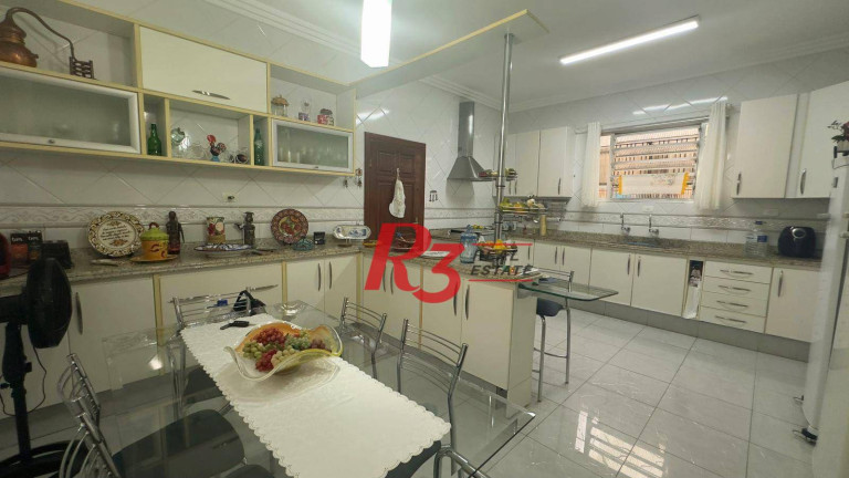 Imagem Casa com 5 Quartos à Venda, 254 m² em Ponta Da Praia - Santos Imagem Casa com 5 Quartos à Venda, 254 m² em Ponta Da Praia - Santos