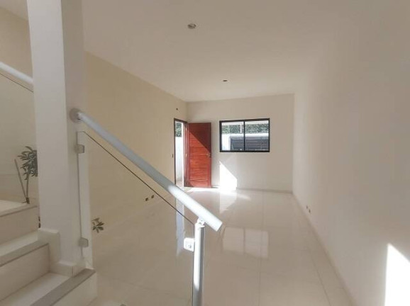 Imagem Casa com 3 Quartos à Venda, 110 m² em Parque Rizzo - Cotia Imagem Casa com 3 Quartos à Venda, 110 m² em Parque Rizzo - Cotia