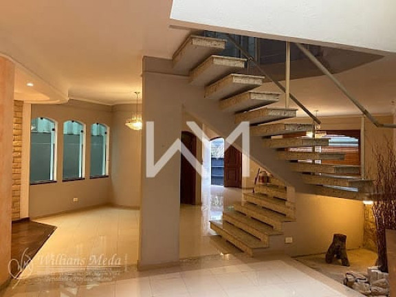 Sobrado com 4 Quartos à Venda, 450 m² em Vila Rosalia - Guarulhos