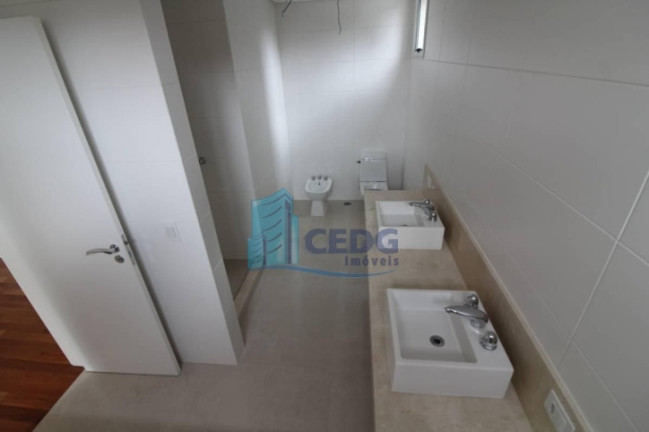 Imagem Apartamento com 3 Quartos à Venda, 176 m² em Cabral - Curitiba Imagem Apartamento com 3 Quartos à Venda, 176 m² em Cabral - Curitiba