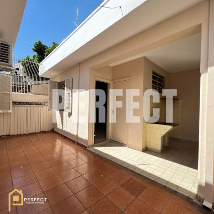 Imagem Casa com 5 Quartos à Venda, 180 m² em Centro De Taubaté - Taubaté Imagem Casa com 5 Quartos à Venda, 180 m² em Centro De Taubaté - Taubaté