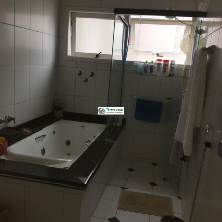 Imagem Casa com 4 Quartos à Venda, 207 m² em Vila Zezé - Jacareí
