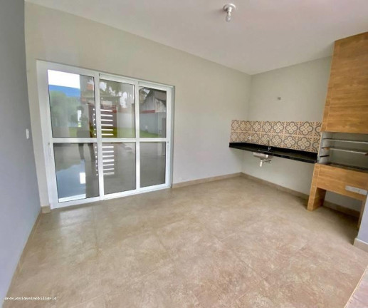 Casa à Venda,  em Haras Bela Vista - Vargem Grande Paulista