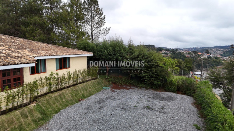 Imagem Casa com 4 Quartos à Venda, 222 m² em Região Do Alto Da Vila Inglesa - Campos Do Jordão Imagem Casa com 4 Quartos à Venda, 222 m² em Região Do Alto Da Vila Inglesa - Campos Do Jordão