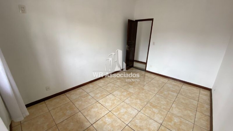 Imagem Casa com 4 Quartos à Venda, 480 m² Imagem Casa com 4 Quartos à Venda, 480 m²