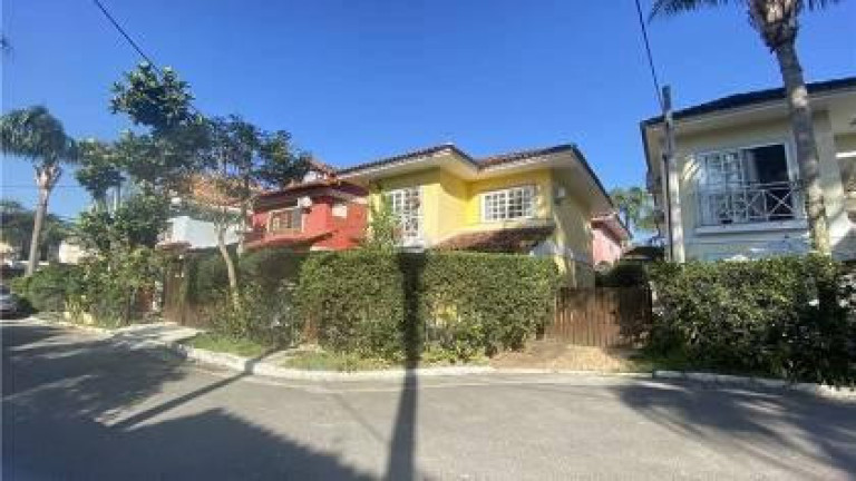 Imagem Casa com 4 Quartos à Venda, 115 m² em Vargem Pequena - Rio De Janeiro Imagem Casa com 4 Quartos à Venda, 115 m² em Vargem Pequena - Rio De Janeiro