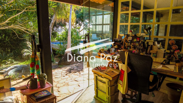 Imagem Casa com 3 Quartos à Venda, em Pontal Da Lagoinha - Búzios Imagem Casa com 3 Quartos à Venda, em Pontal Da Lagoinha - Búzios