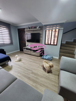 Imagem Casa com 3 Quartos à Venda, 120 m² em Boqueirão - Curitiba Imagem Casa com 3 Quartos à Venda, 120 m² em Boqueirão - Curitiba