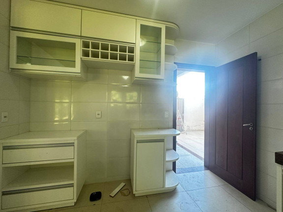 Imagem Casa de Condomínio com 3 Quartos para Alugar, em Outeiro Da Glória - Porto Seguro Imagem Casa de Condomínio com 3 Quartos para Alugar, em Outeiro Da Glória - Porto Seguro