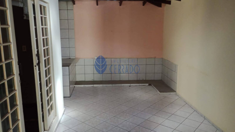 Imagem Casa com 3 Quartos à Venda, 200 m² em Maracanã - Anápolis Imagem Casa com 3 Quartos à Venda, 200 m² em Maracanã - Anápolis