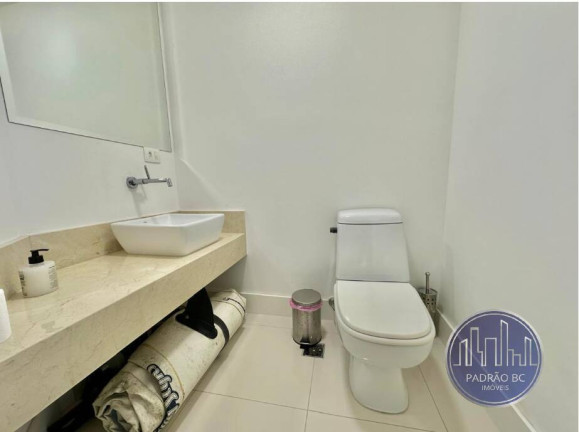 Imagem Apartamento para Alugar, 119 m² em Centro - Balneário Camboriú Imagem Apartamento para Alugar, 119 m² em Centro - Balneário Camboriú