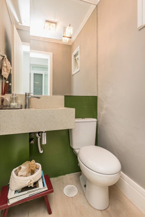Imagem Casa com 3 Quartos à Venda, 300 m² em Jardim Lindóia - Porto Alegre Imagem Casa com 3 Quartos à Venda, 300 m² em Jardim Lindóia - Porto Alegre