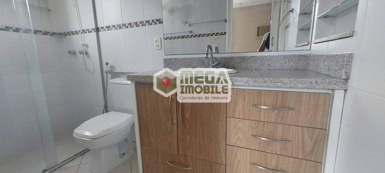 Imagem Apartamento com 3 Quartos à Venda, 80 m² em Centro - Florianópolis Imagem Apartamento com 3 Quartos à Venda, 80 m² em Centro - Florianópolis