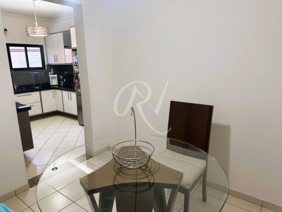 Imagem Casa com 4 Quartos à Venda, 313 m² em Vila Zezé - Jacareí