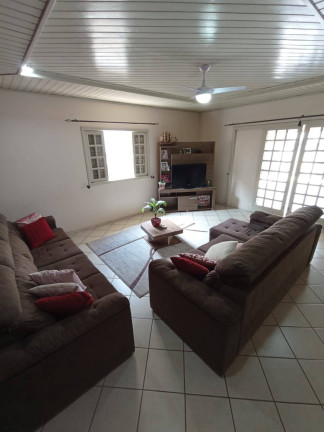 Imagem Casa com 4 Quartos à Venda, 361 m² em Jardim Maristela - Criciúma