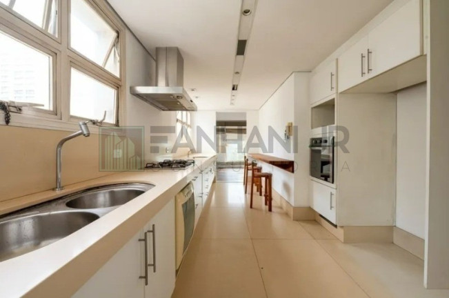 Imagem Imóvel com 3 Quartos à Venda, 180 m² em Jardim Europa - São Paulo Imagem Imóvel com 3 Quartos à Venda, 180 m² em Jardim Europa - São Paulo