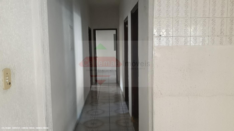 Imagem Casa com 5 Quartos à Venda, 200 m² em Jardim Humaita - Taubaté Imagem Casa com 5 Quartos à Venda, 200 m² em Jardim Humaita - Taubaté