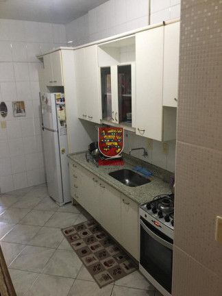 Imagem Apartamento com 3 Quartos à Venda, em Centro - Florianópolis Imagem Apartamento com 3 Quartos à Venda, em Centro - Florianópolis