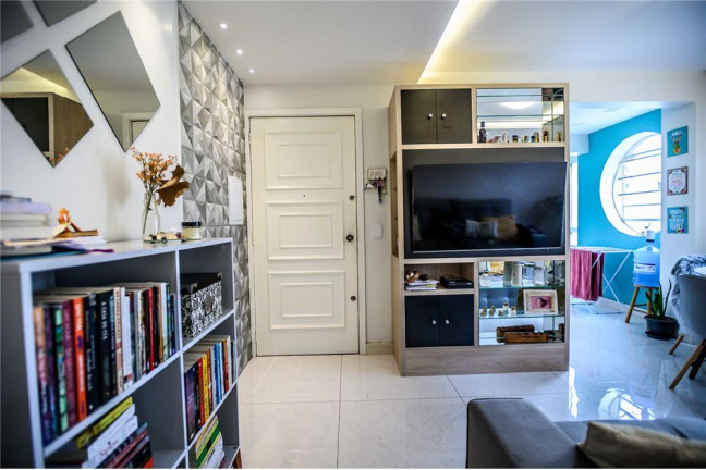 Imagem Imóvel com 1 Quarto à Venda, em Menino Deus - Porto Alegre Imagem Imóvel com 1 Quarto à Venda, em Menino Deus - Porto Alegre