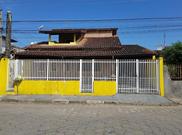 Imagem Sobrado com 4 Quartos à Venda, 234 m² em Caputera - Caraguatatuba Imagem Sobrado com 4 Quartos à Venda, 234 m² em Caputera - Caraguatatuba