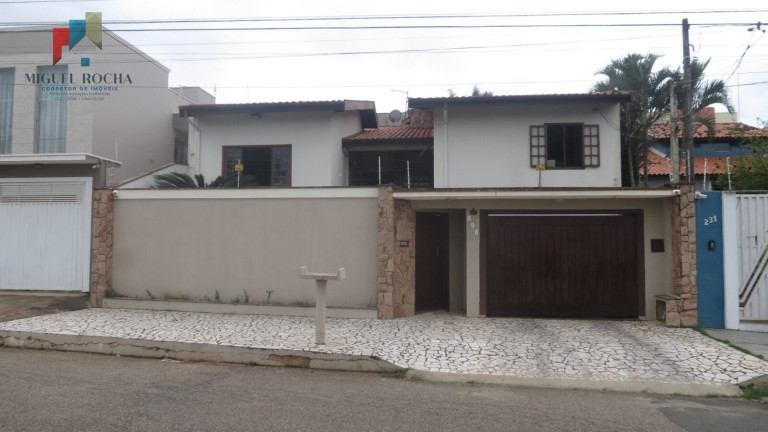 Imagem Casa com 3 Quartos à Venda, 235 m² em Colina Verde - Tatuí Imagem Casa com 3 Quartos à Venda, 235 m² em Colina Verde - Tatuí