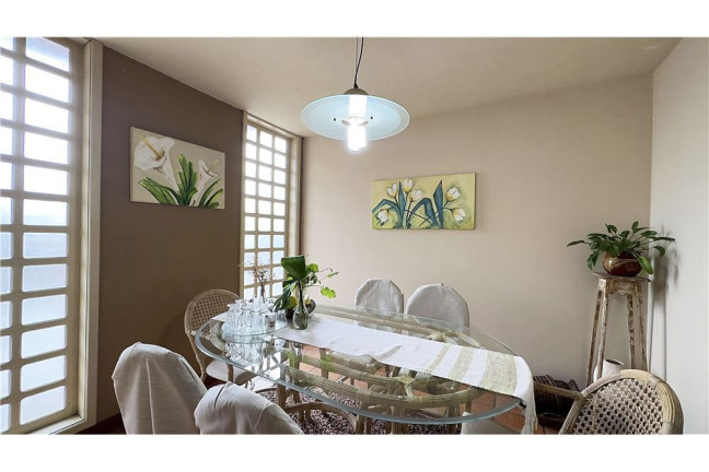 Imagem Casa com 3 Quartos à Venda,  em Passo Da Areia - Porto Alegre