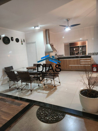 Imagem Casa com 3 Quartos à Venda, 240 m² em Residencial Village Damha - Araraquara Imagem Casa com 3 Quartos à Venda, 240 m² em Residencial Village Damha - Araraquara
