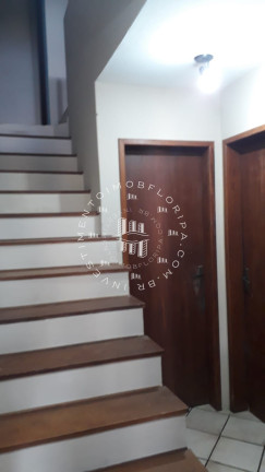 Imagem Sobrado com 4 Quartos à Venda, 225 m² em Rio Tavares - Florianópolis Imagem Sobrado com 4 Quartos à Venda, 225 m² em Rio Tavares - Florianópolis